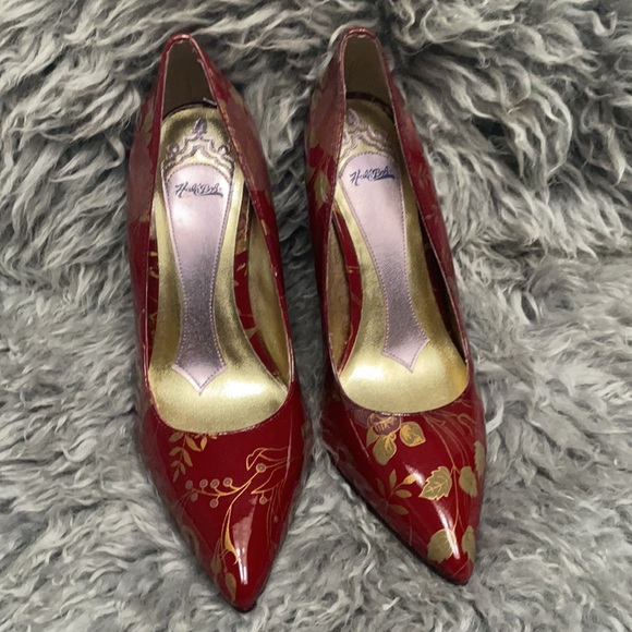 Hale Bob, Women Size 6 Red/gold Floral Print Patent Leather Heels - Picture 2 of 9